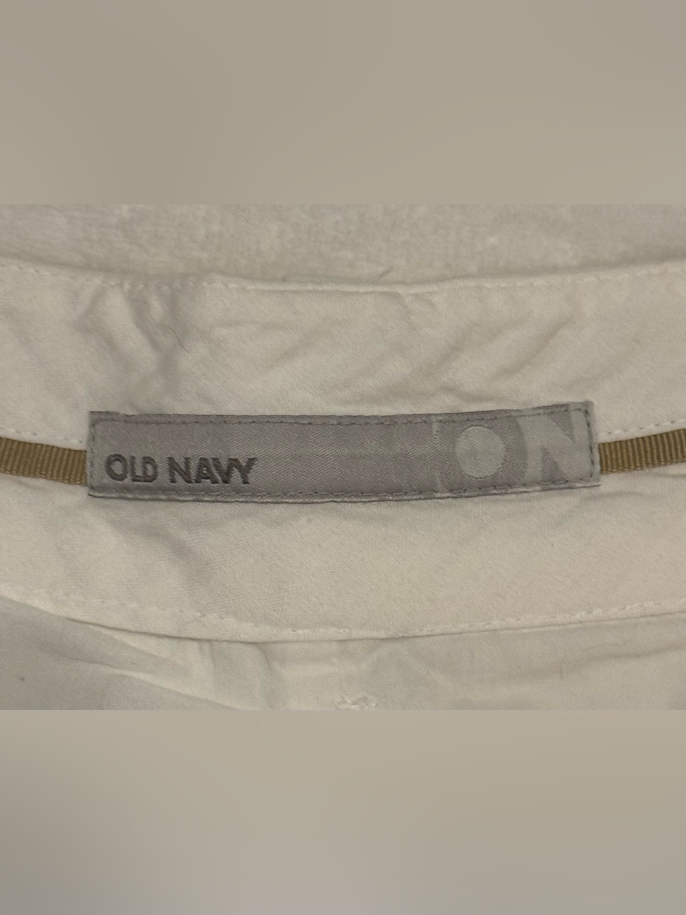 Old Navy Women’s 100% Linen White Mid-Rise Chino Shorts Size 6 - Picture 4 of 8